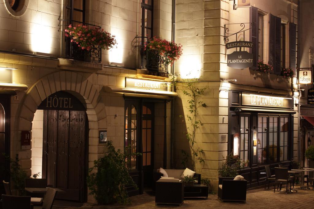 Logis Hotel La Croix Blanche Fontevraud Exterior photo